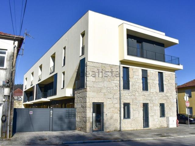 Apartamento alugar em Parada Do Bouro, Braga