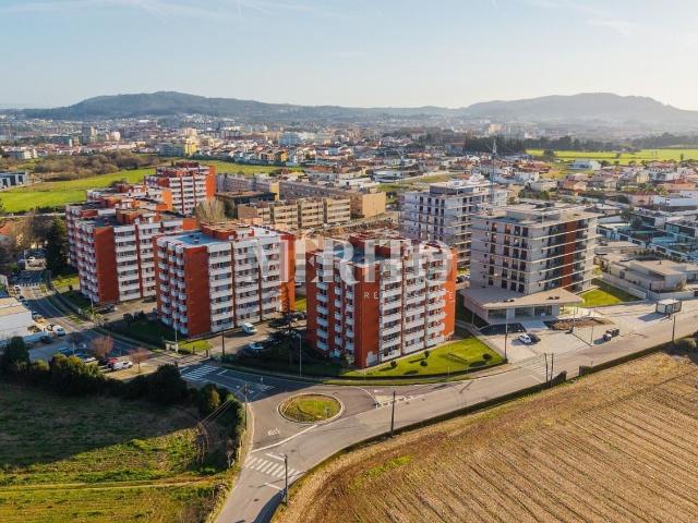 Apartamento venda em Vila Boa, Arcozelo