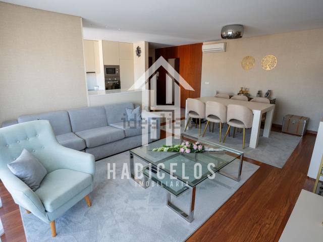 Apartamento venda em Vila Boa, Arcozelo