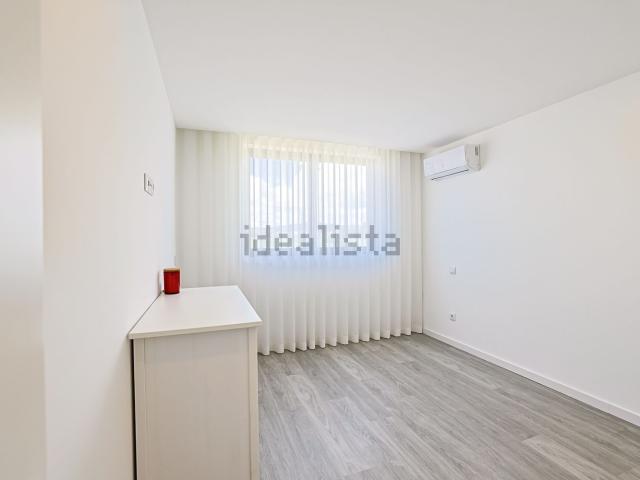 Apartamento alugar em Vila Boa, Arcozelo