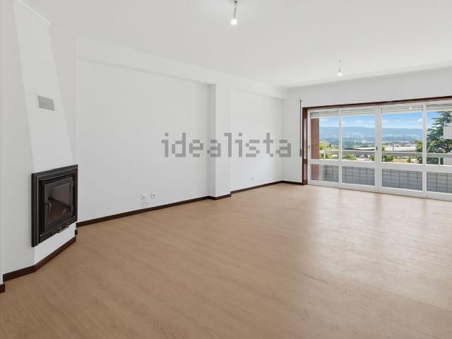 Apartamento venda em Vila Boa, Arcozelo