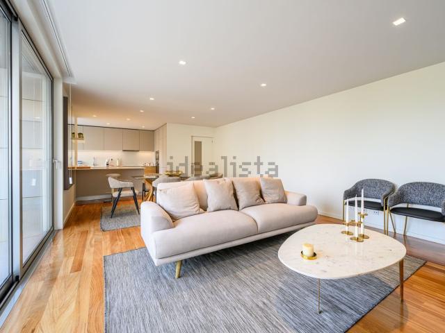 Apartamento venda em Maia, Vila Nova Da Telha