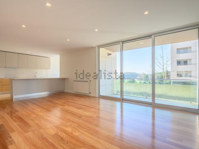 Apartamento venda em Maia, Vila Nova Da Telha