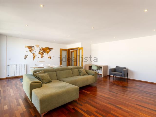 Apartamento venda em Quires, Vila Nova da Telha