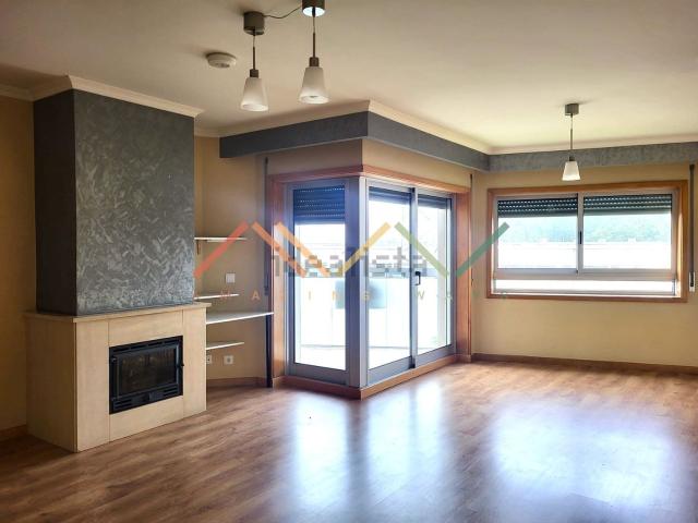 Apartamento venda em Maia, Vila Nova Da Telha