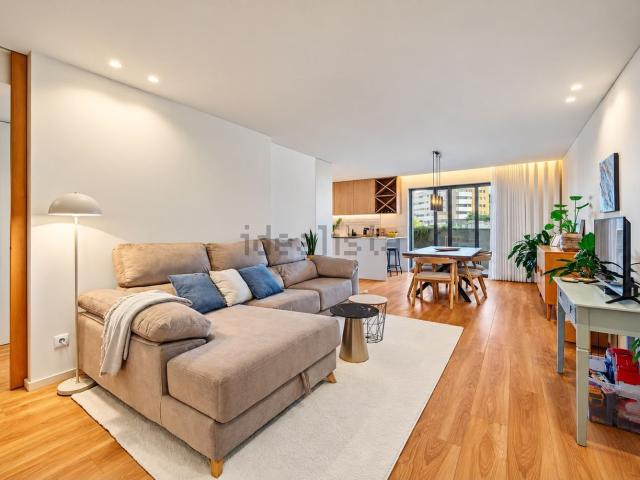Apartamento venda em Pinheirinho, Vila Nova de Famalicão