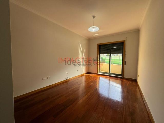 Apartamento alugar em Castela, Vila Nova De Famalicão