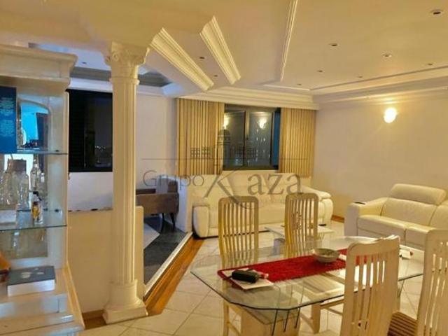 Apartamento venda em Região Imediata de São José dos Campos, Região Metropolitana do Vale do Paraíba e Litoral Norte