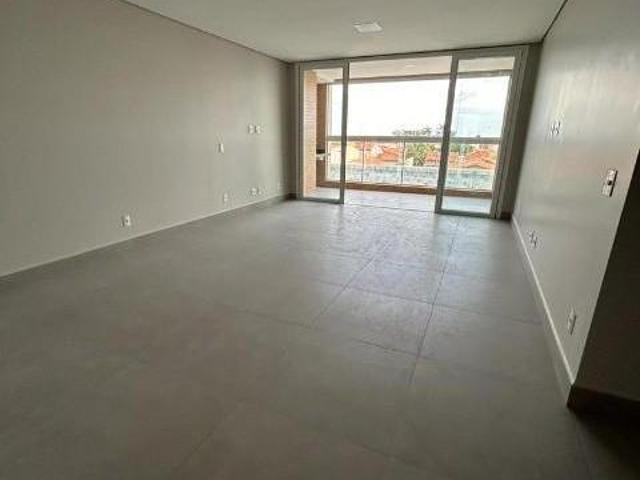 Apartamento venda em Região Imediata de Franca, Juranda