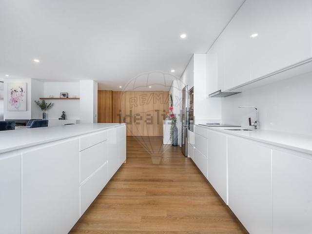 Apartamento venda em Vila Verde e Barbudo, Vila Verde