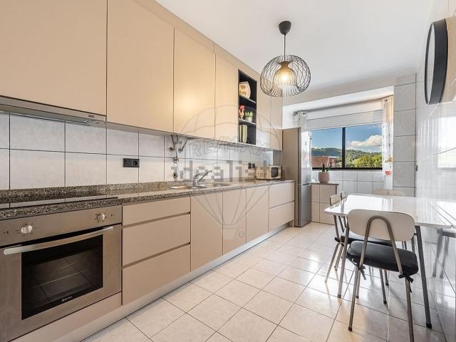Apartamento venda em Vila Verde e Barbudo, Vila Verde
