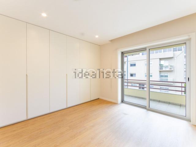 Apartamento venda em Vilar de Andorinho, Vila Nova De Gaia