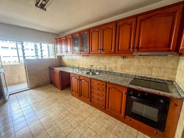 Apartamento venda em Vilar de Andorinho, Vila Nova De Gaia
