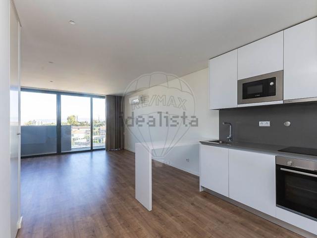 Apartamento venda em Vilar de Andorinho, Vila Nova De Gaia