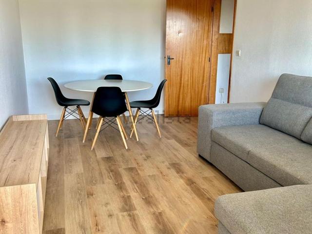 Apartamento alugar em Vilar de Andorinho, Vila Nova De Gaia