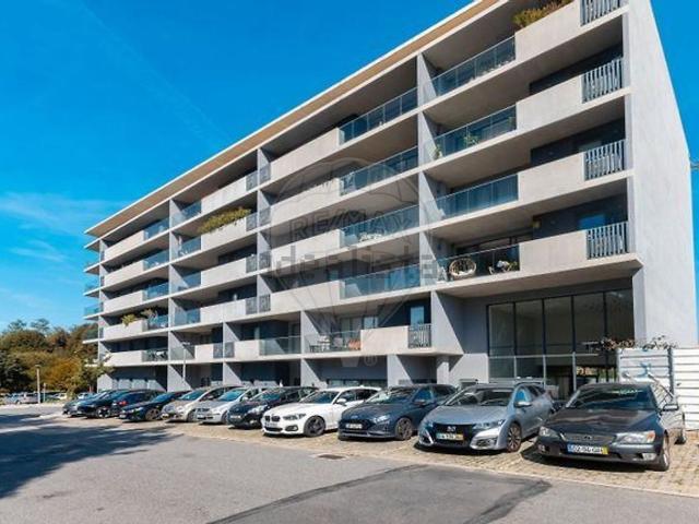 Apartamento alugar em Vilar de Andorinho, Vila Nova De Gaia
