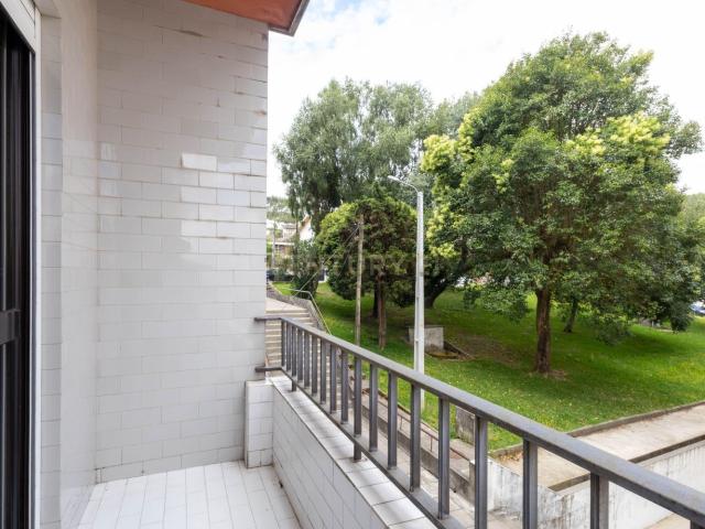Apartamento alugar em Vilar de Andorinho, Vila Nova De Gaia