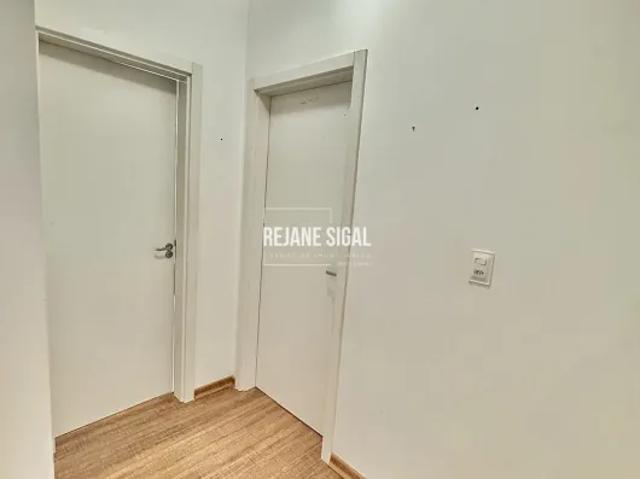 Apartamento venda em Região Geográfica Imediata de Pelotas, Aglomeração Urbana do Sul