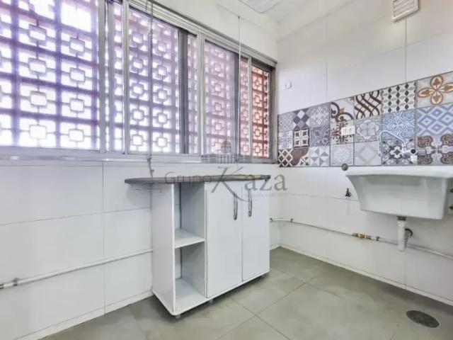 Apartamento aluguel em Região Imediata de São José dos Campos, Região Metropolitana do Vale do Paraíba e Litoral Norte