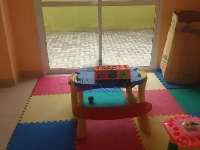 Apartamento aluguel em Região Imediata de São José dos Campos, Região Metropolitana do Vale do Paraíba e Litoral Norte