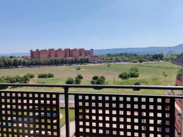 Apartamento en alquiler en Alcalá De Henares, Madrid