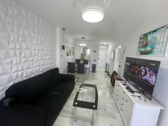 Apartamento en alquiler en Chaparral, Costa del Sol Occidental