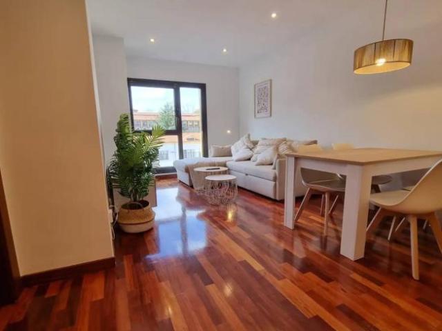 Apartamento en alquiler en Oviedo, Asturias