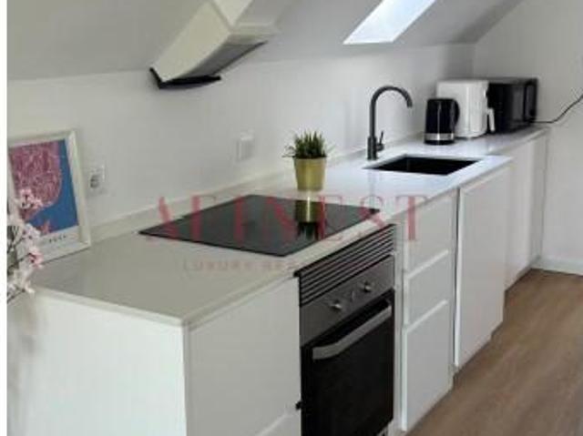 Apartamento alugar em Almada, Setúbal