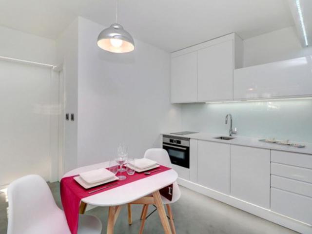 Apartamento alugar em Alfragide, Amadora