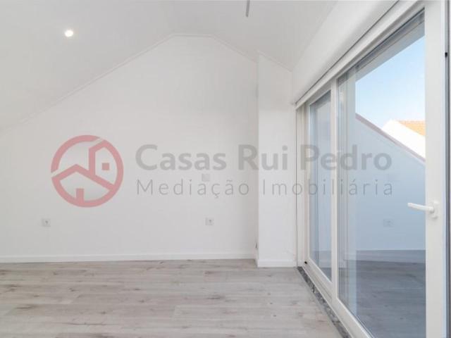 Apartamento venda em Barreiro, Setúbal