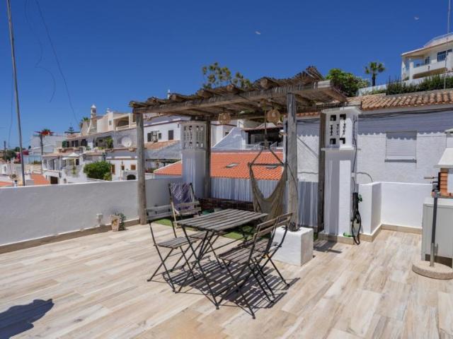 Apartamento alugar em Carvoeiro, Faro
