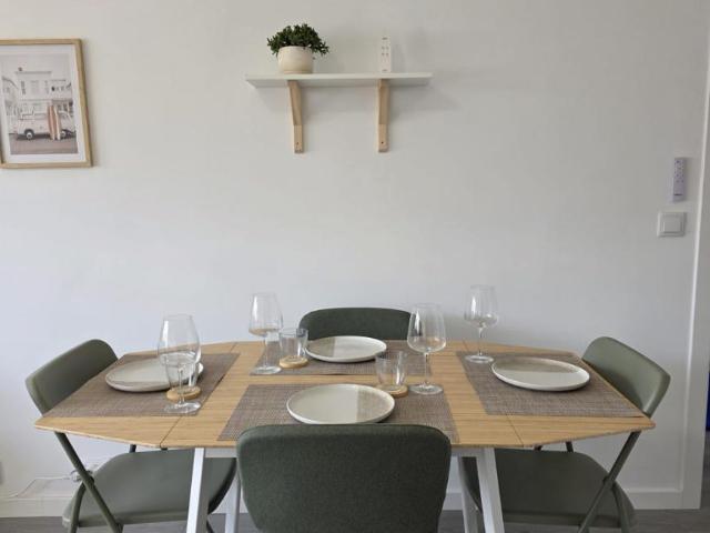 Apartamento alugar em Santo António da Caparica, Almada