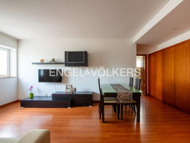 Apartamento venda em Santa Clara, Lisboa