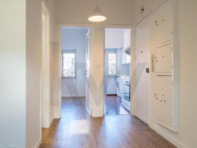Apartamento alugar em Santa Clara, Lisboa