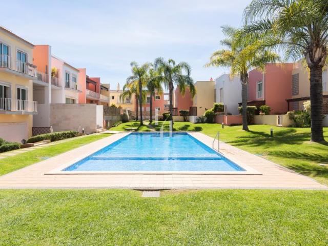 Apartamento alugar em Loulé