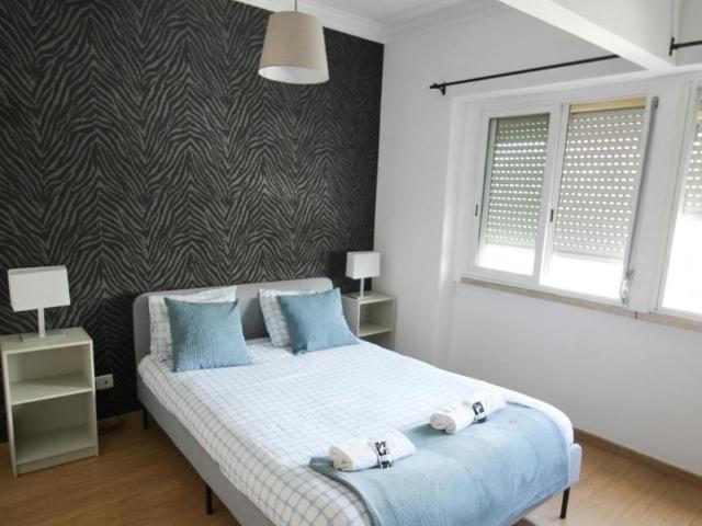 Apartamento alugar em Santiago Dos Velhos, Lisboa