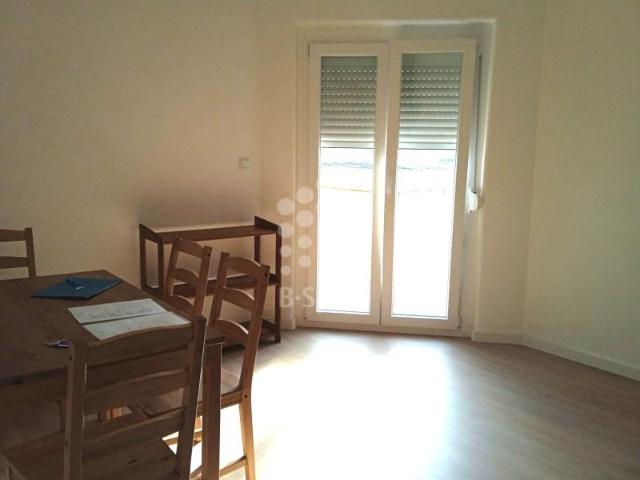 Apartamento alugar em Santiago Dos Velhos, Lisboa