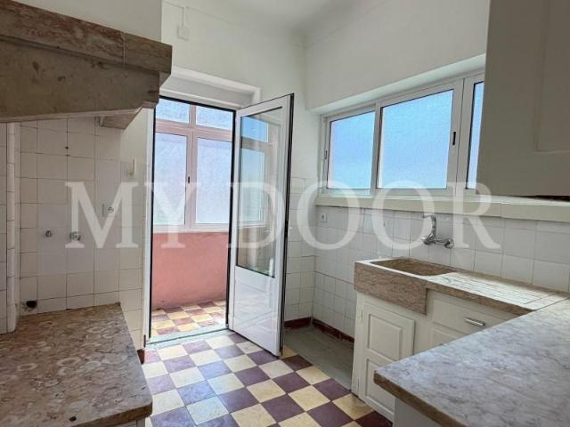 Apartamento alugar em Santiago Dos Velhos, Lisboa