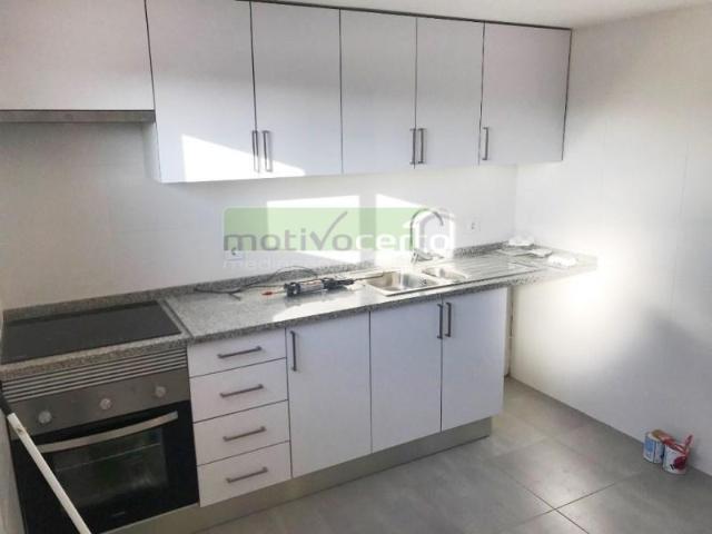 Apartamento alugar em Bairro Autoconstrução, Oeiras