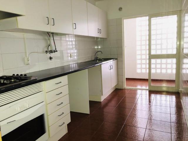 Apartamento alugar em Bairro do Aqueduto, Oeiras