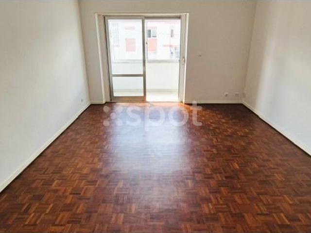 Apartamento alugar em Oeiras, Lisboa