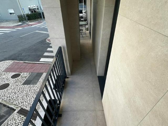Apartamento alugar em Santiago Dos Velhos, Lisboa