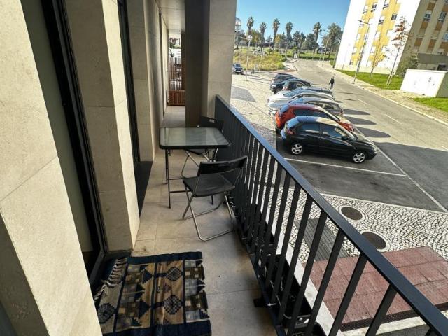 Apartamento alugar em Santiago Dos Velhos, Lisboa