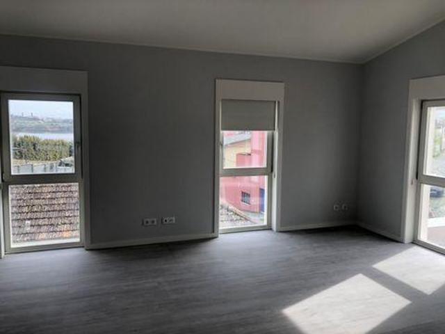 Apartamento alugar em Porto, Aldoar