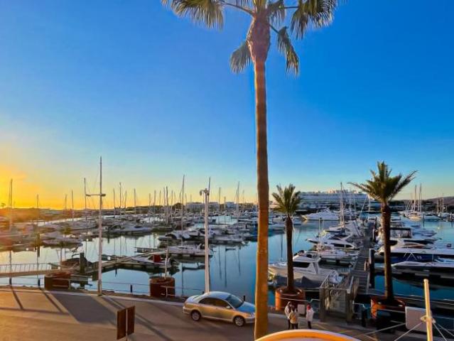 Apartamento alugar em Quarteira, Vilamoura