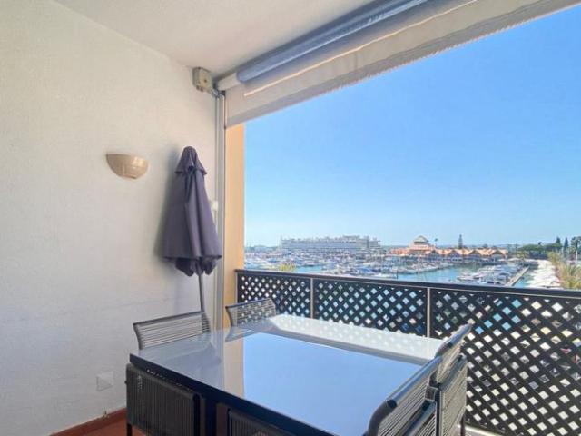 Apartamento alugar em Quarteira, Vilamoura