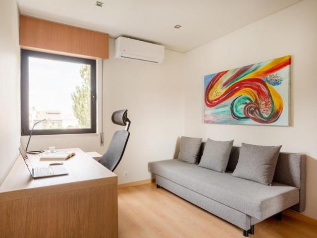 Apartamento alugar em São Domingos De Rana, Urbanização CHESOL Apartamento alugar em São Domingos De Rana, Urbanização CHESOL