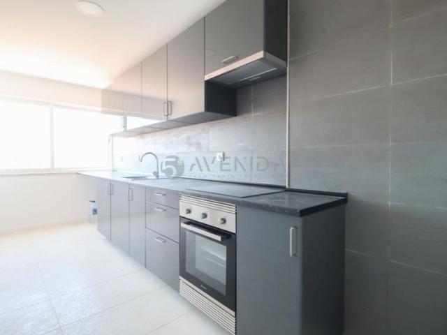 Apartamento alugar em Verderena, Setúbal