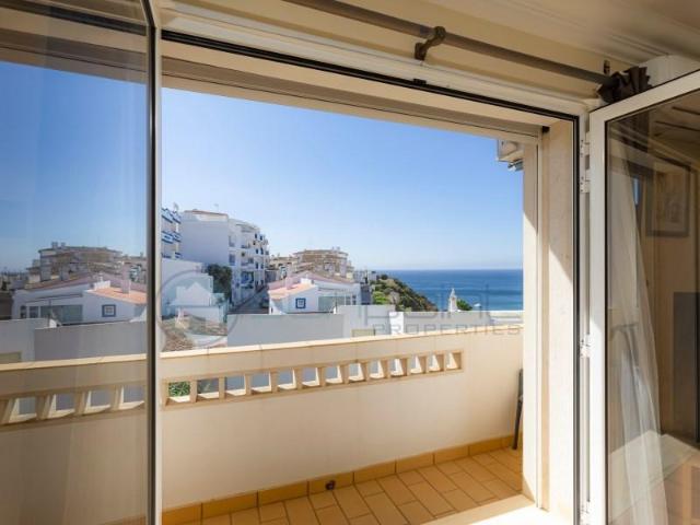 Apartamento venda em Vila Do Bispo