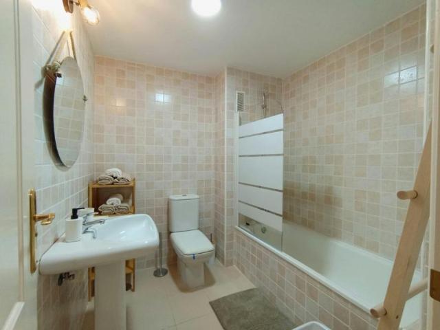 Apartamento en alquiler en Artola, Costa del Sol Occidental